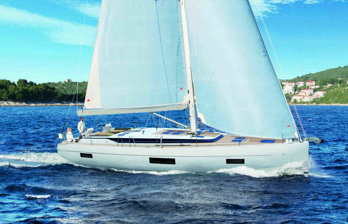 Bavaria C50 Exterior - 1.jpg