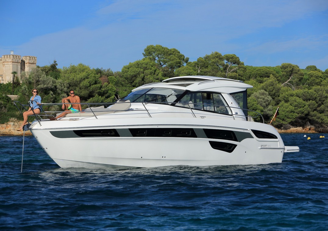 Bavaria SPORT 450 Coupe_Exterior - 2.JPG