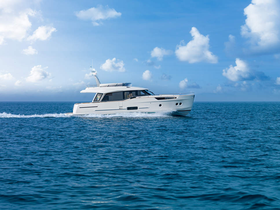 GL48FLY Ex Highres 22