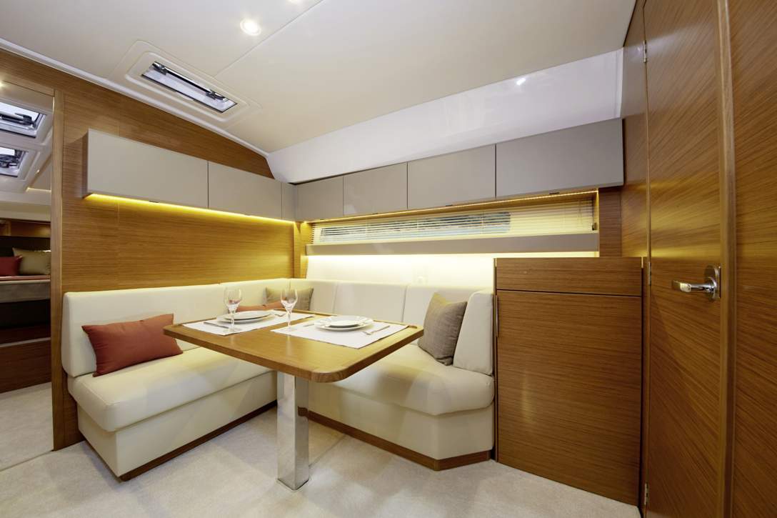 Bavaria SPORT 450 Coupe_Interior - 22.jpg
