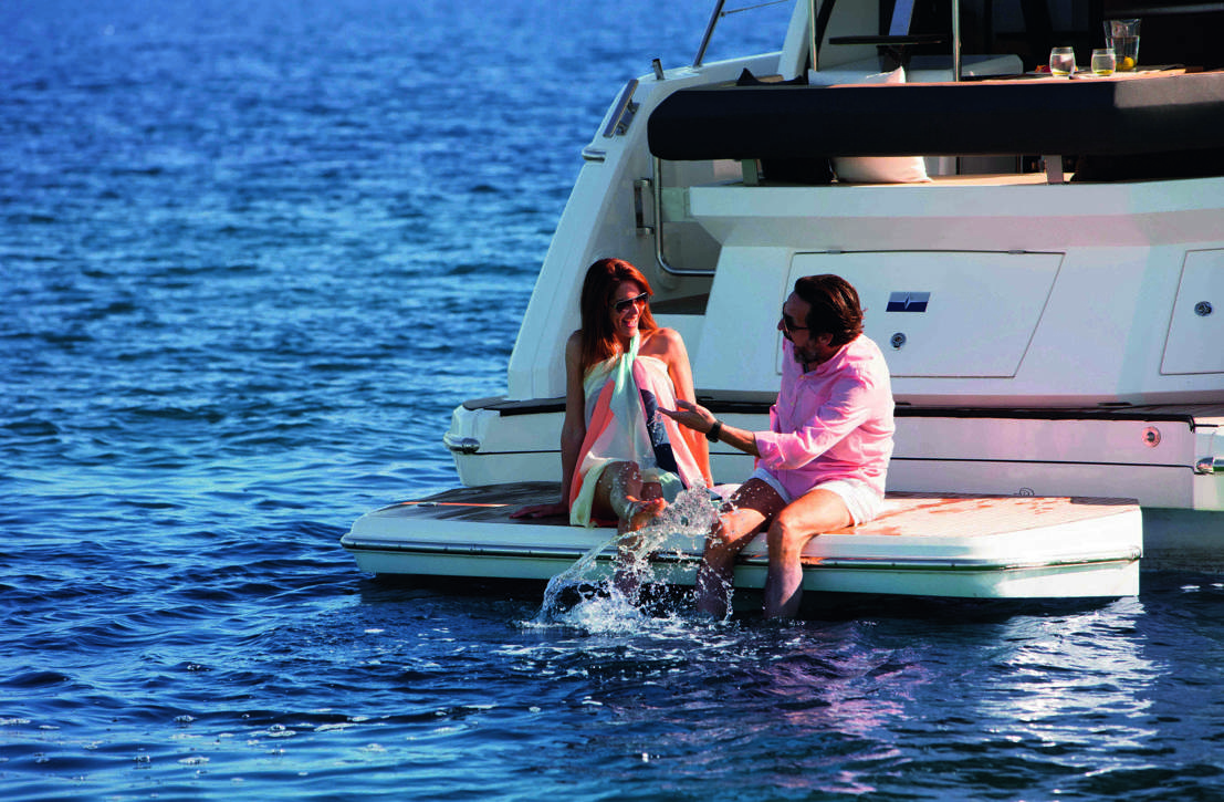 Bavaria R40 Fly_Exterior - 24.jpg