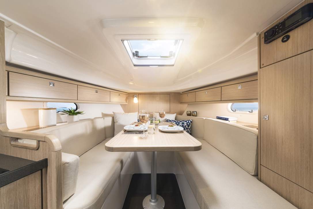 Bavaria S29_Interior - 4.jpg