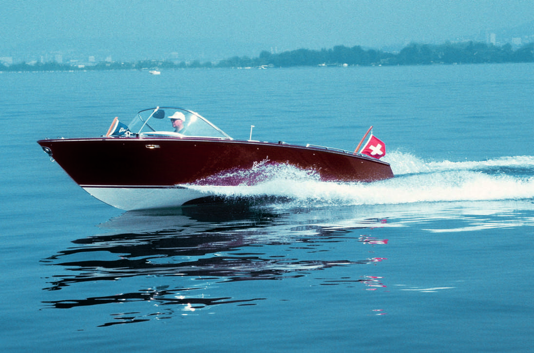 Boesch 620 Acapulco De Luxe_Exterior.jpg